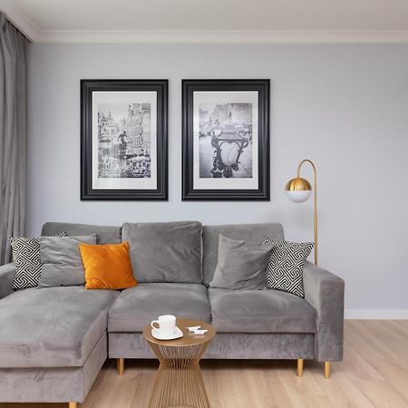 Stylish Atol Apartment With Free Parking In The Heart Of Gdansk By Noclegi Renters Dış mekan fotoğraf
