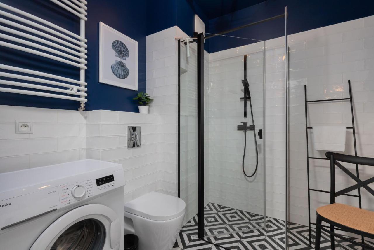 Stylish Atol Apartment With Free Parking In The Heart Of Gdansk By Noclegi Renters Dış mekan fotoğraf